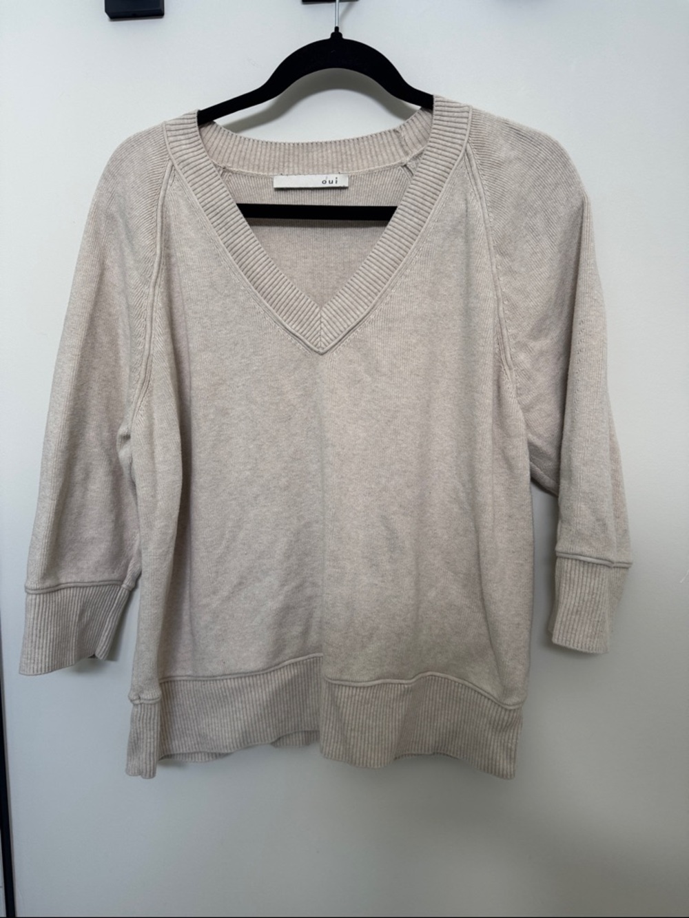 OUI Women's V-Neck Lightweight Cream Sweater